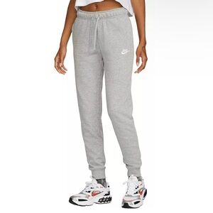 Nike joggers